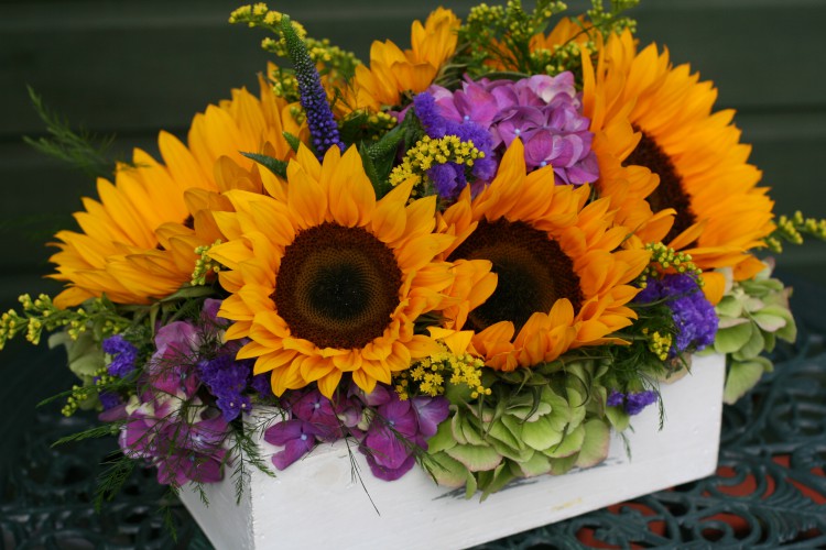 sunflower tablecentre