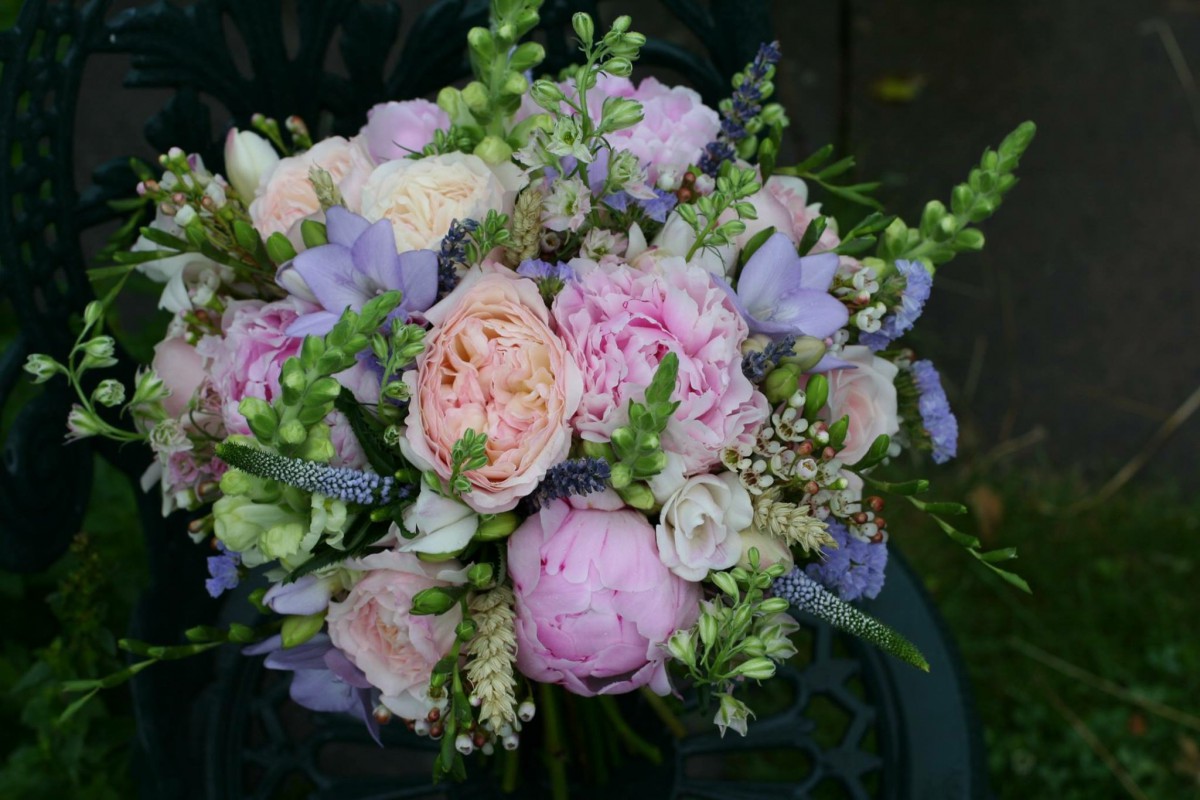 country bridal bouquet by jenny fleur