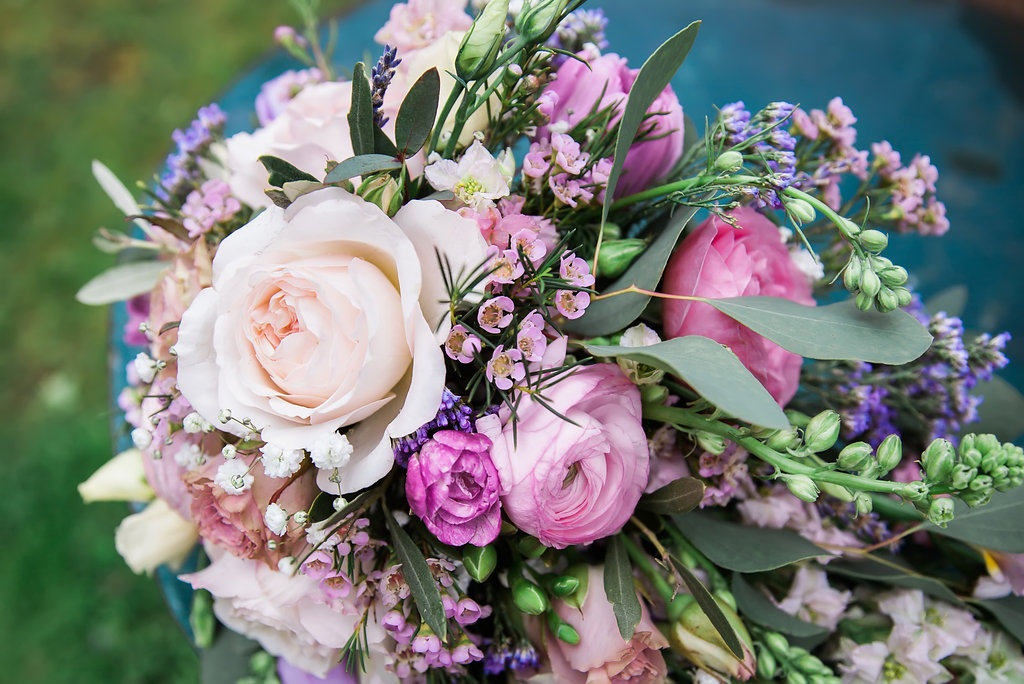 pastel rose brides bouquet